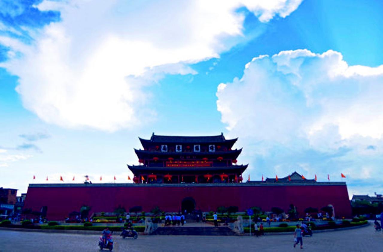 Jianshui Upland Internation Youth Hostel Kültér fotó