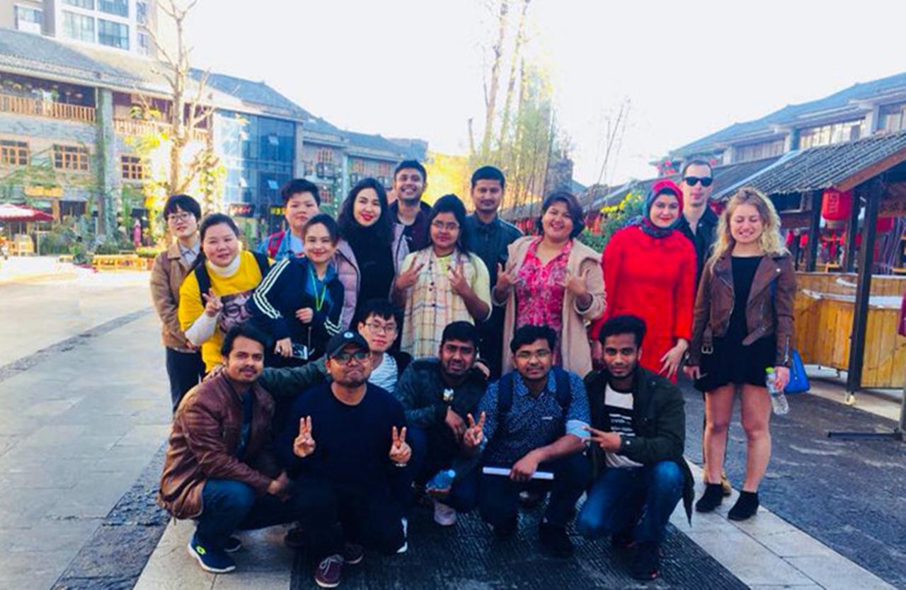 Jianshui Upland Internation Youth Hostel Kültér fotó